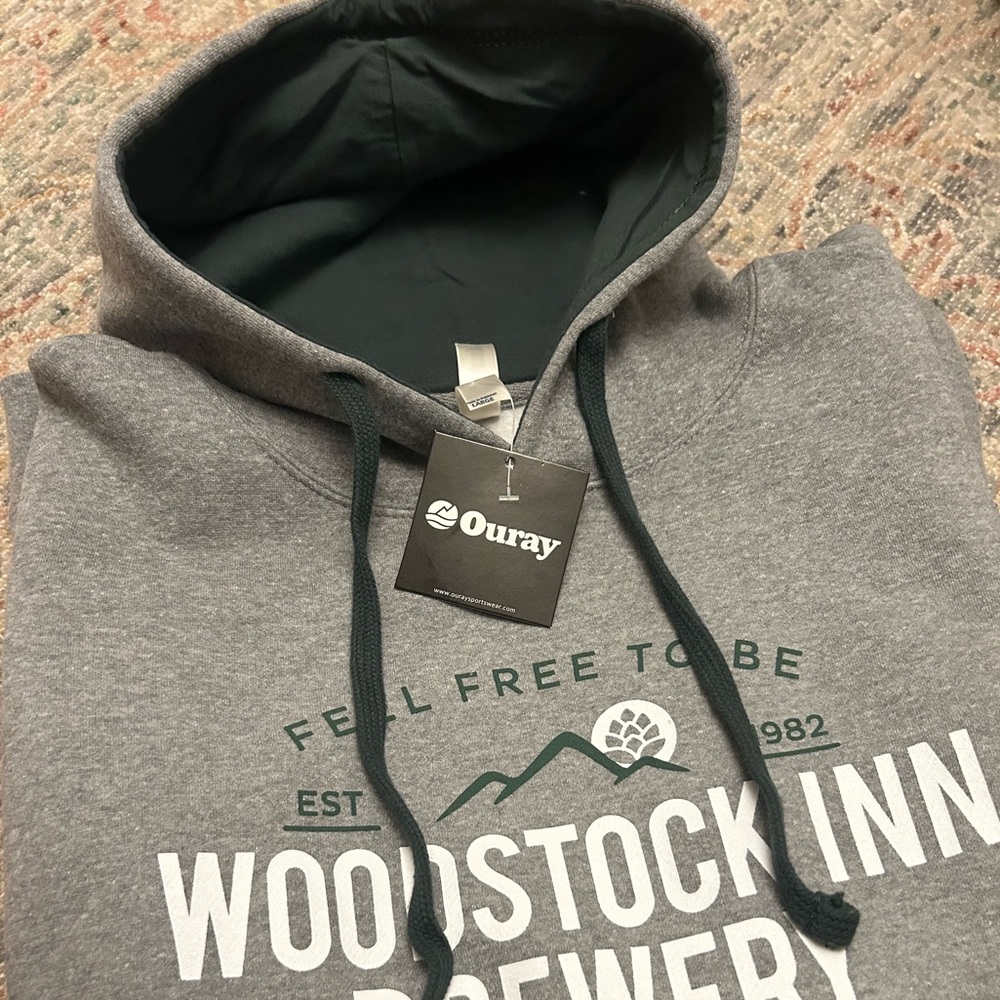 NWT Woodstock Inn Brewery - Gray Hoodie with Green Accents - Picture 2 of 6